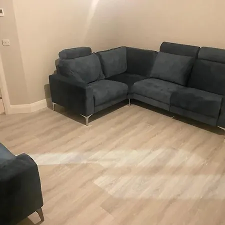 Spacious Family In With Garden * كيلارني
